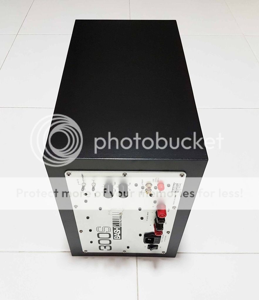 bash 300s digital subwoofer plate amplifier 300w rms